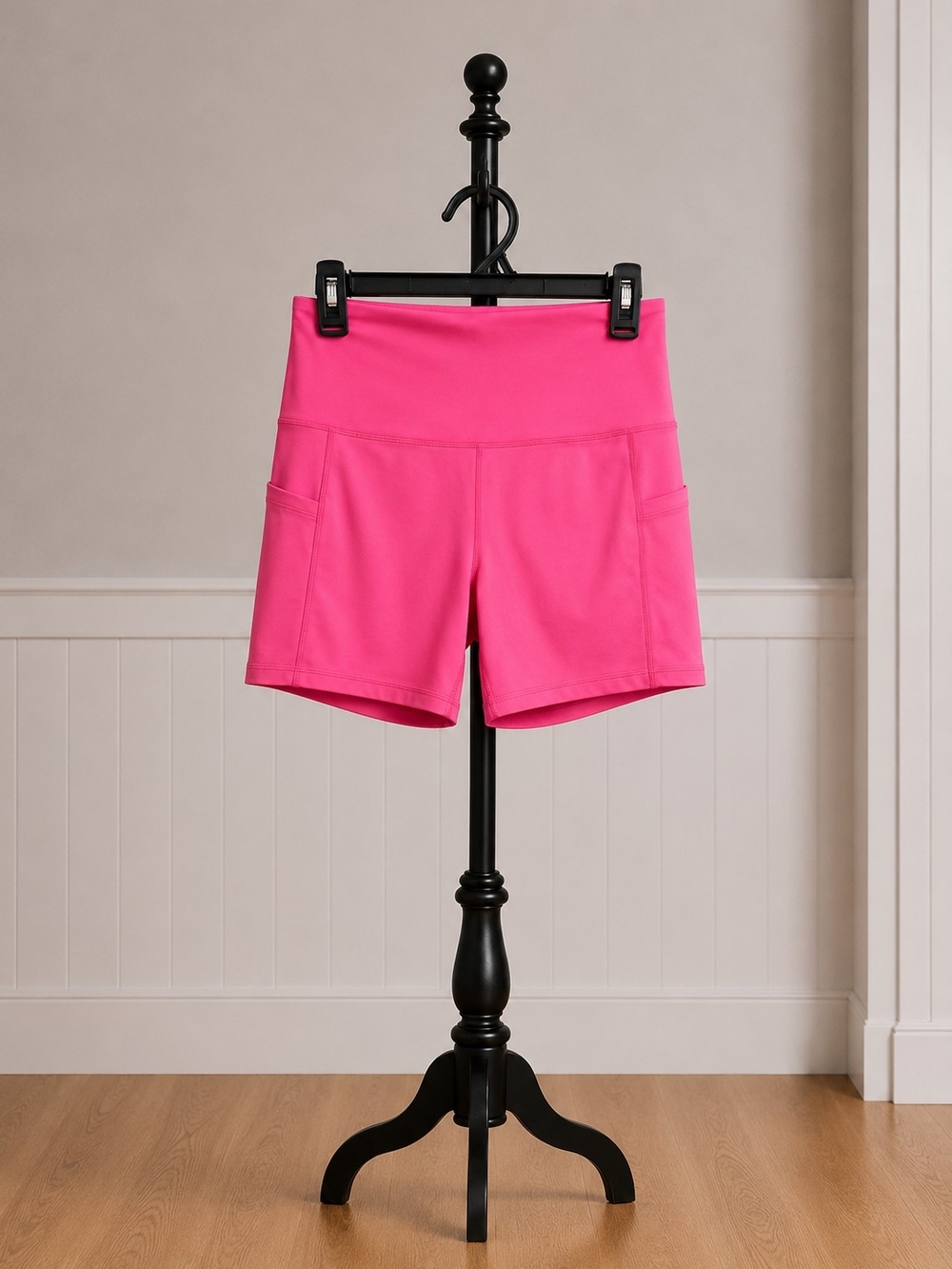 Daisy Fuentes Fit Athletic Shorts